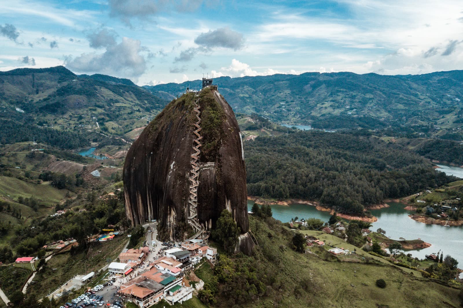 Antioquia + Feria de Flores (Medellín)